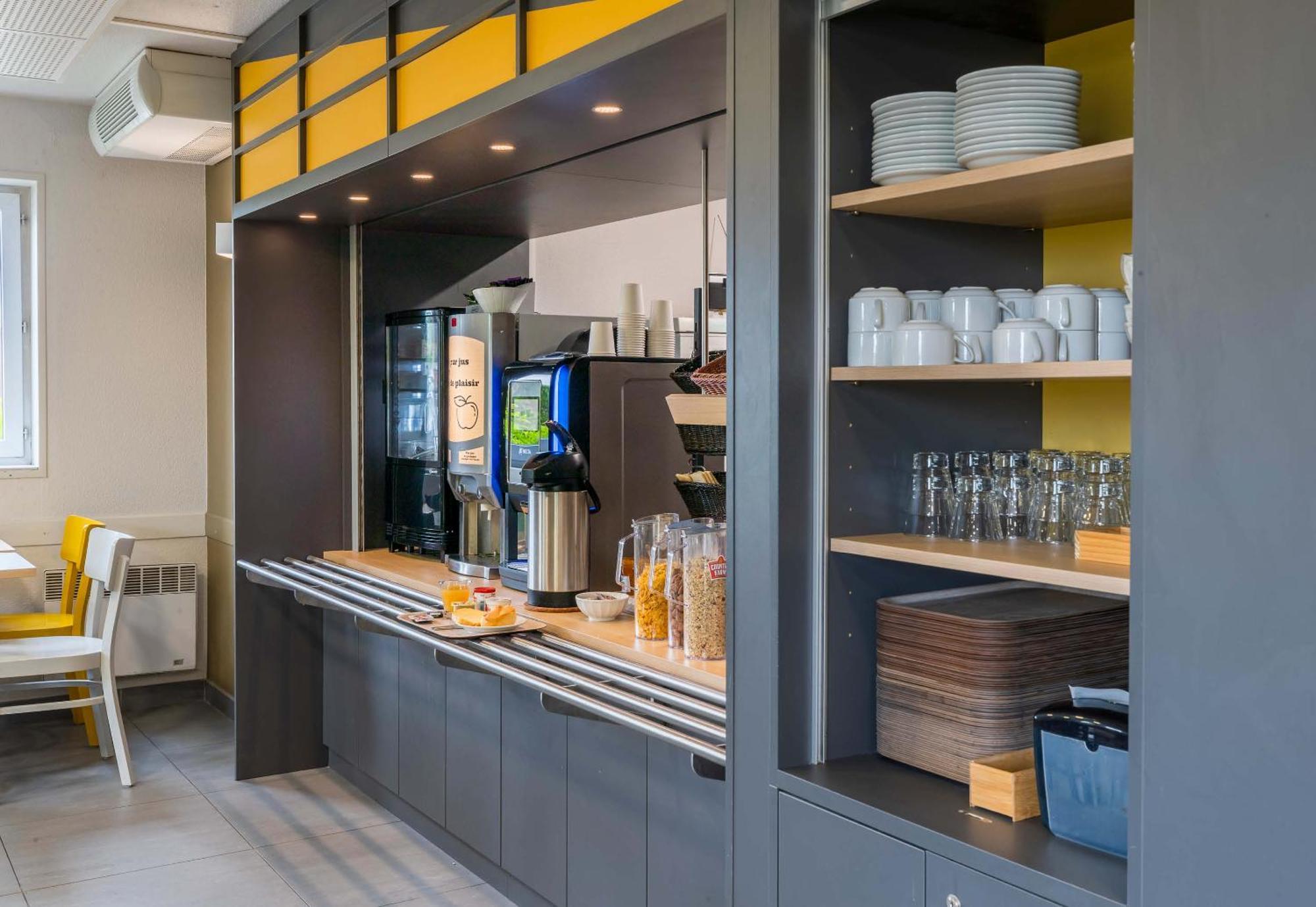 B&B Hotel Troyes Saint-Parres-Aux-Tertres Eksteriør bilde