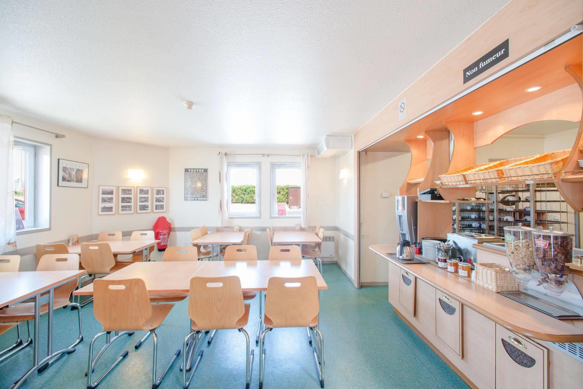 B&B Hotel Troyes Saint-Parres-Aux-Tertres Eksteriør bilde