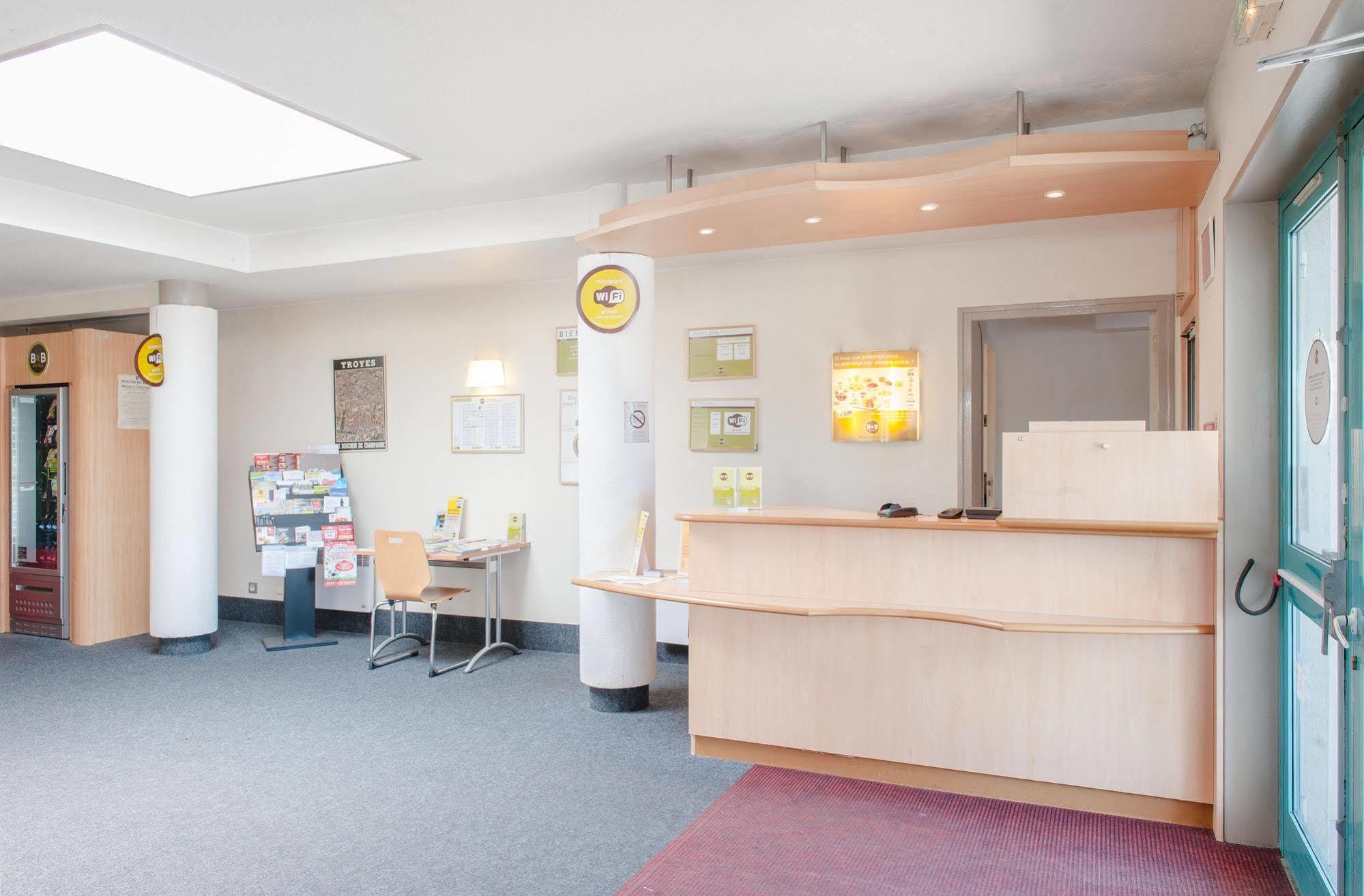 B&B Hotel Troyes Saint-Parres-Aux-Tertres Eksteriør bilde